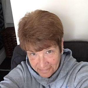 Meet your Posher, Gloria